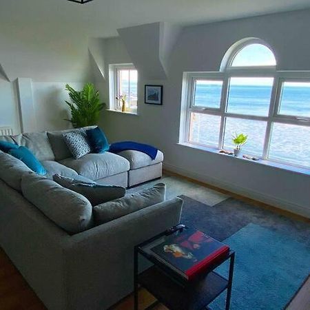 Sound Of The Sea - Penthouse In Portrush Apartment Exterior photo